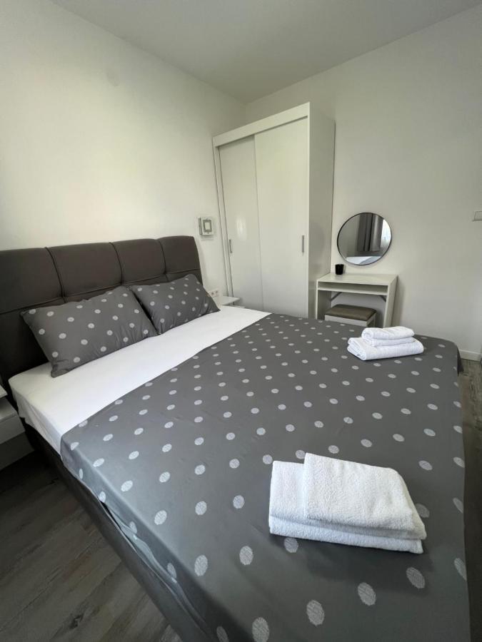 Apartmani M&L 梅杜林 外观 照片
